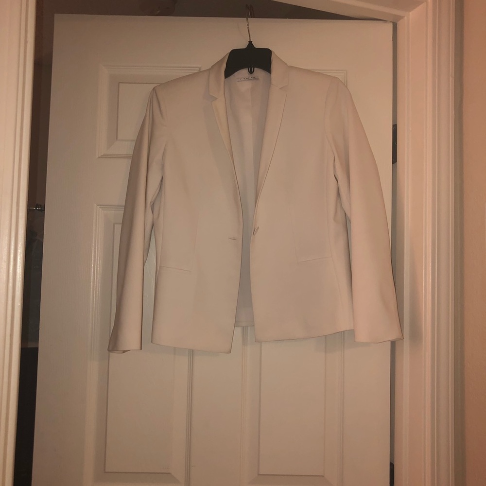 Tahari Blazer
